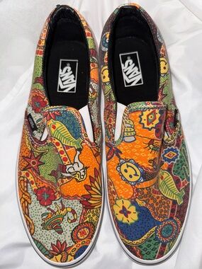 RARE Vans Van Doren Multi Color Aborigi Classic Slip On Shoes Sneakers